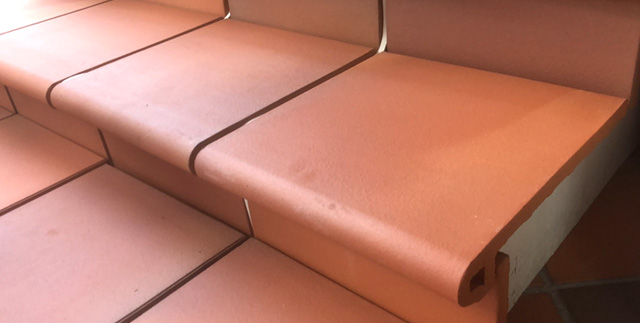 Terracotta Bullnose Staircase Tiles from LOPO Terracotta are high-fired, eco-friendly tiles that combine durability with safety.